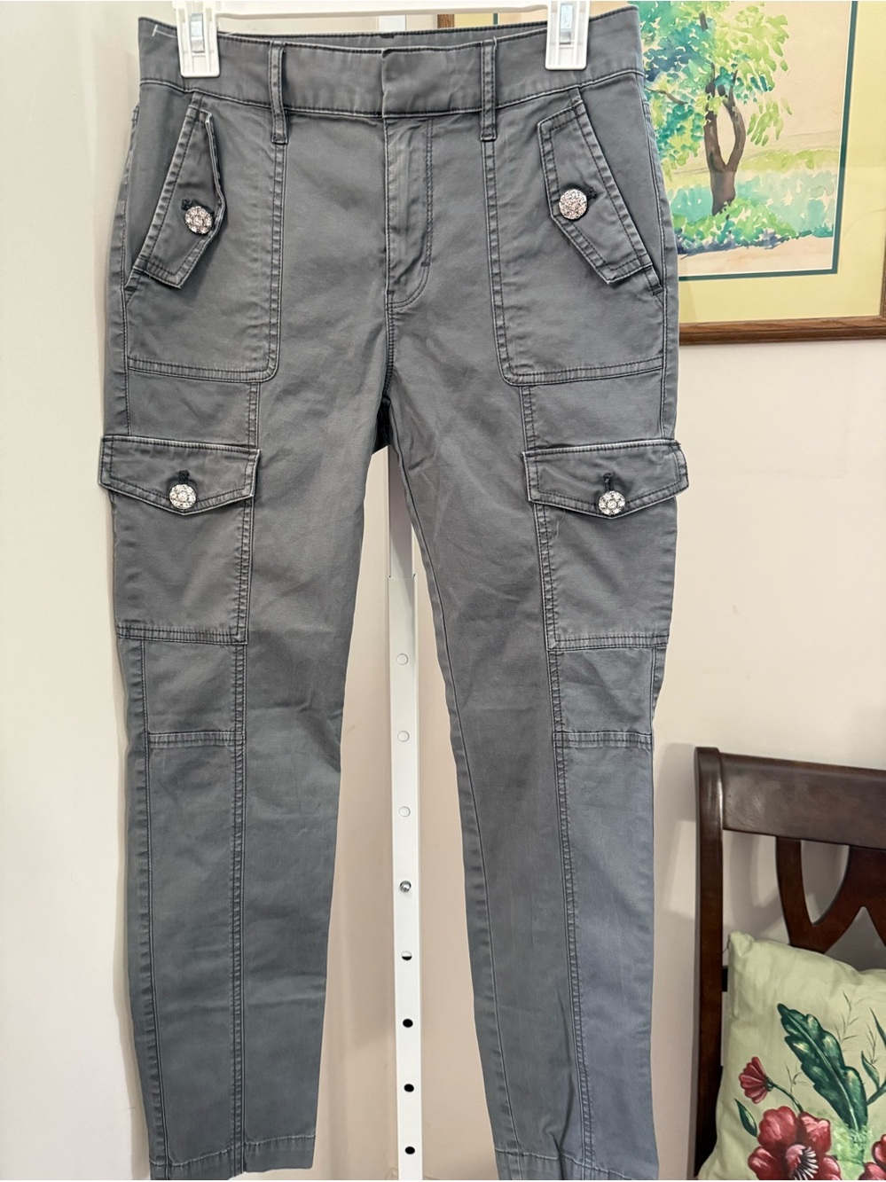 Slim Ankle High Rise Cargo Jeans. WHBM. Good Preloved . Size 4